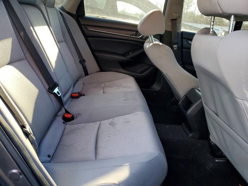 Photo 10 from auction – 2018 HONDA ACCORD with VIN 1HGCV1F13JA178180