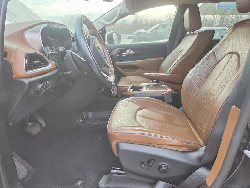 Photo 7 from auction – 2018 CHRYSLER PACIFICA L with VIN 2C4RC1GG2JR211781