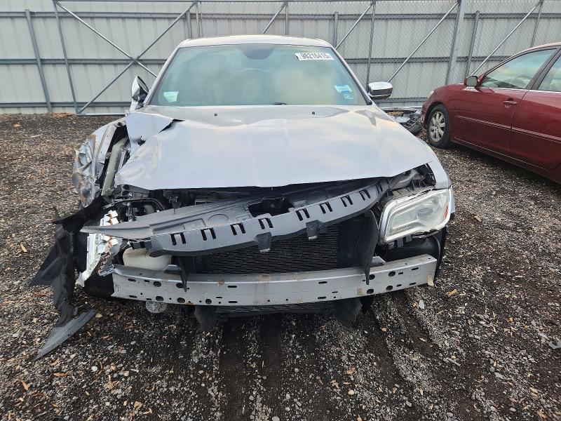 Photo 5 from auction – 2014 CHRYSLER 300C with VIN 2C3CCAEG9EH377546