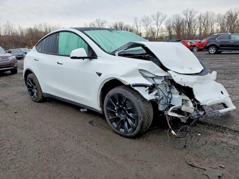 Photo 4 from auction – 2022 TESLA MODEL Y with VIN 7SAYGDEE5NF436347