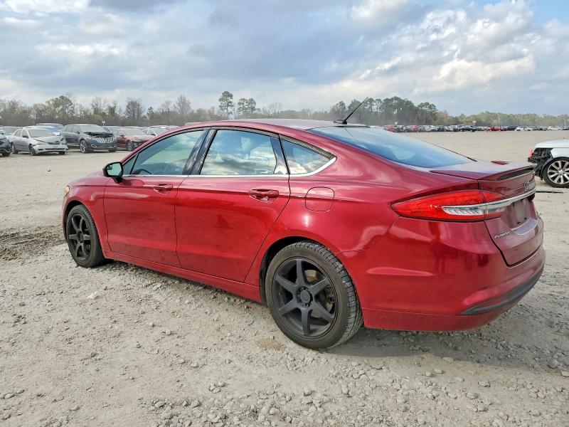 Photo 2 from auction – 2017 FORD FUSION with VIN 3FA6P0HD5HR328965