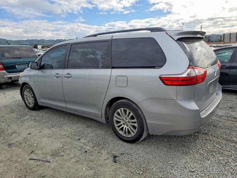 Photo 2 from auction – 2016 TOYOTA SIENNA with VIN 5TDYK3DCXGS735966