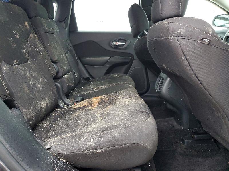 Photo 11 from auction – 2015 JEEP CHEROKEE with VIN 1C4PJMCS8FW659272