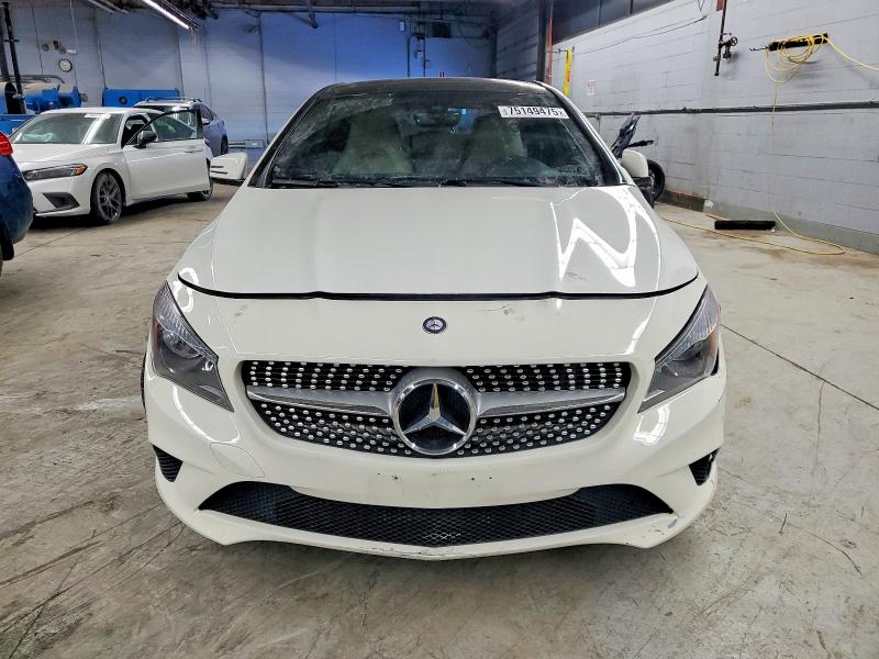 Photo 5 from auction – 2016 MERCEDES-BENZ CLA with VIN WDDSJ4GB8GN395410