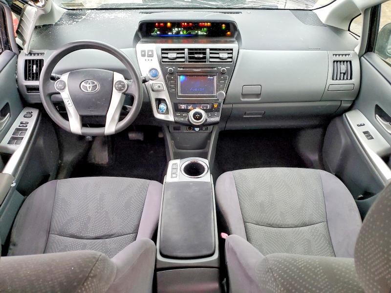 Photo 8 from auction – 2013 TOYOTA PRIUS V with VIN JTDZN3EU0D3257539
