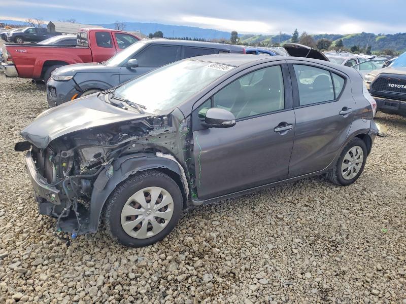 Photo 1 from auction – 2013 TOYOTA PRIUS C with VIN JTDKDTB35D1037938