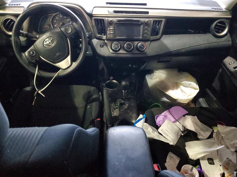 Photo 8 from auction – 2015 TOYOTA RAV4 LE with VIN JTMBFREV9FJ044033