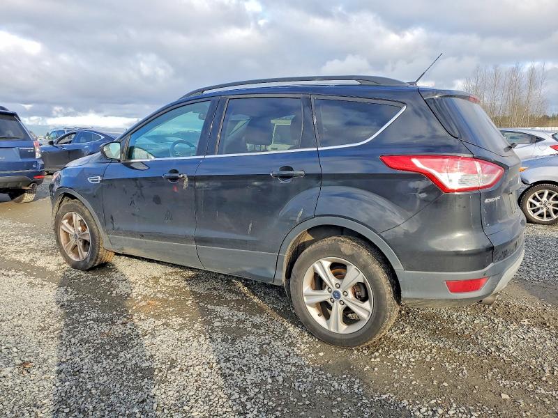 Photo 2 from auction – 2015 FORD ESCAPE SE with VIN 1FMCU9G98FUB41468