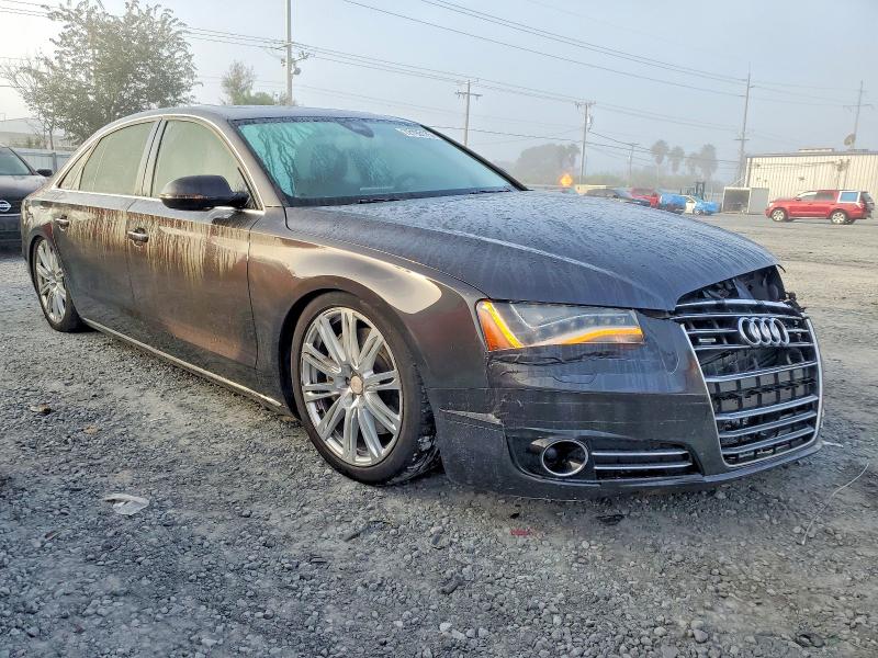 Foto 4 de la subasta – 2011 AUDI A8 L QUATT con VIN WAURVAFD5BN028047