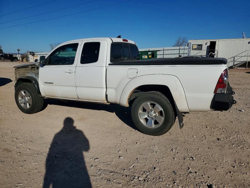 Photo 2 from auction – 2014 TOYOTA TACOMA with VIN 5TFUU4EN3EX109360