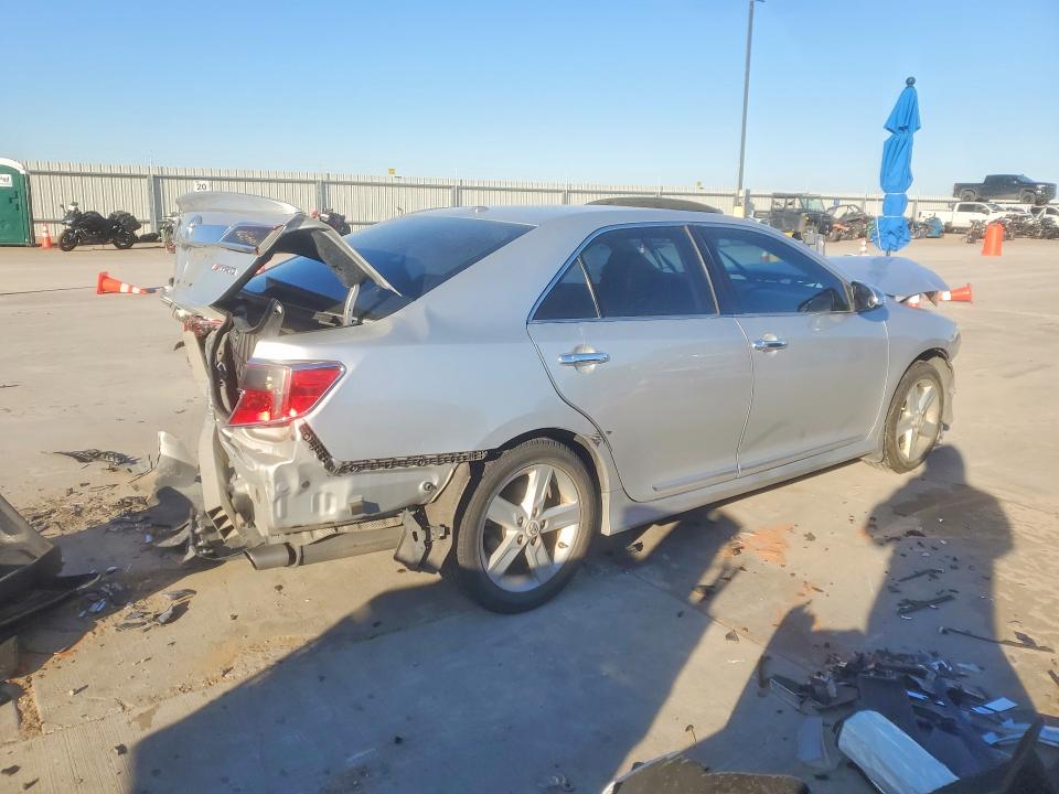 Photo 3 from auction – 2013 TOYOTA CAMRY with VIN 4T1BF1FK6DU225460