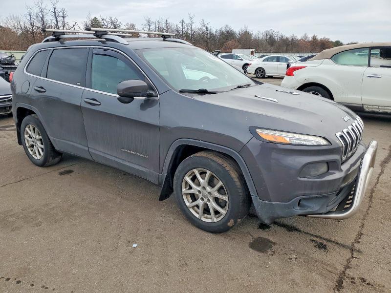 Photo 4 from auction – 2016 JEEP CHEROKEE with VIN 1C4PJMCS5GW166392