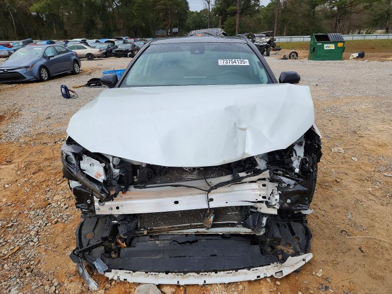 Photo 5 from auction – 2022 TOYOTA CAMRY with VIN 4T1KZ1AK2NU068459