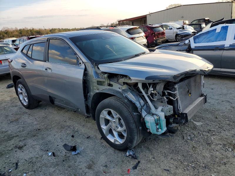 Photo 4 from auction – 2024 CHEVROLET TRAX LS with VIN KL77LFE26RC191337