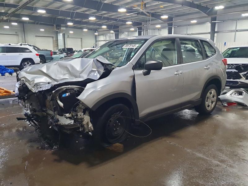 SUBARU FORESTER 2019 with VIN JF2SKAAC6KH471660 - Photo from auction