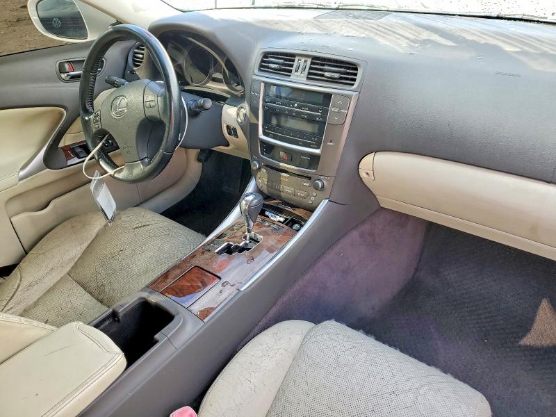 Photo 8 from auction – 2010 LEXUS IS 250 with VIN JTHBF5C28A2096076