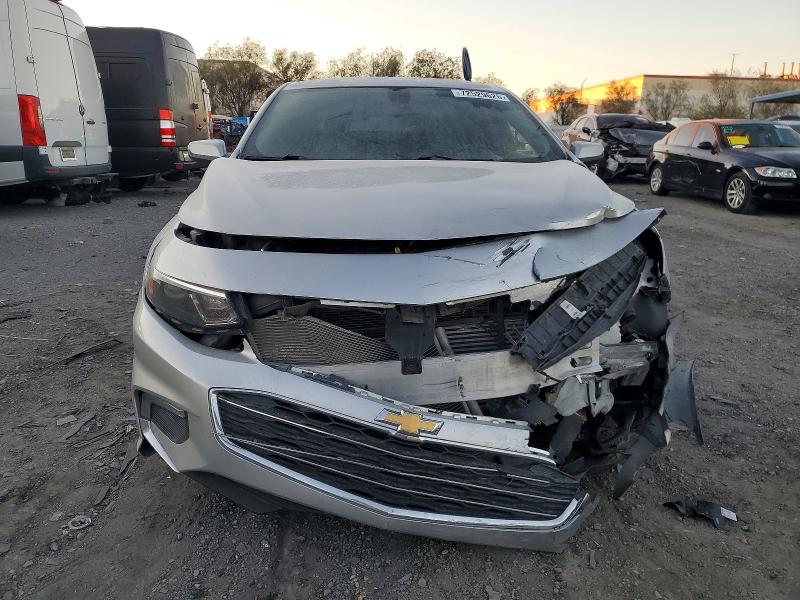 Photo 5 from auction – 2018 CHEVROLET MALIBU LT with VIN 1G1ZD5ST6JF179930