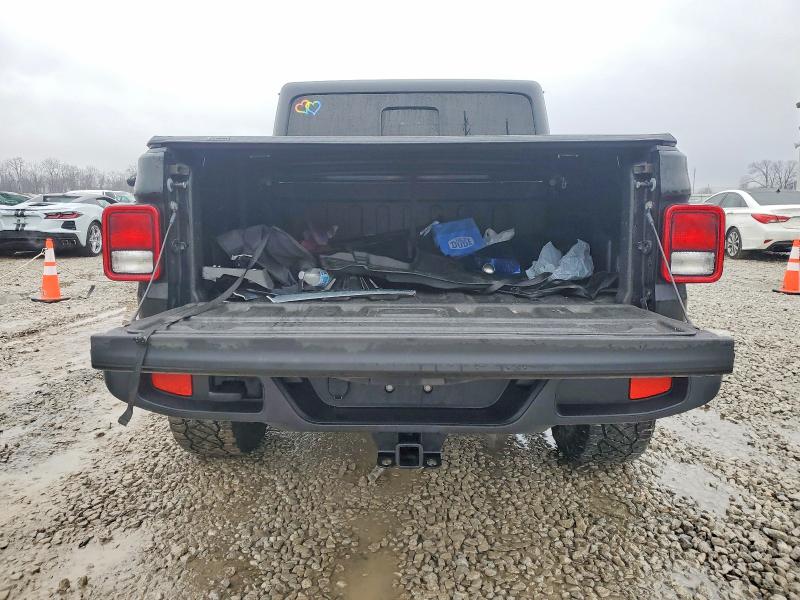 Photo 6 from auction – 2022 JEEP GLADIATOR with VIN 1C6HJTAG2NL154249