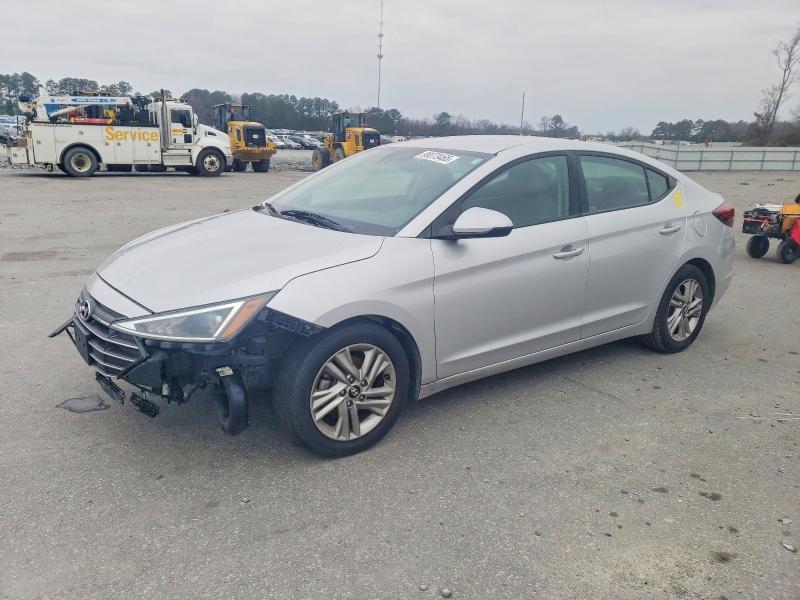 HYUNDAI ELANTRA SE 2019 with VIN 5NPD84LF2KH416638 - Photo from auction