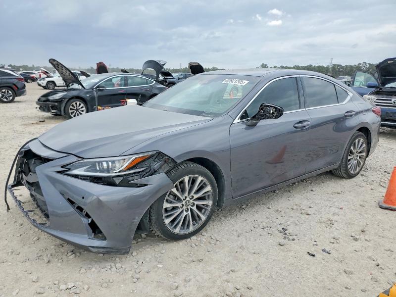 LEXUS ES 350 2019 with VIN 58ABZ1B17KU034656 - Photo from auction