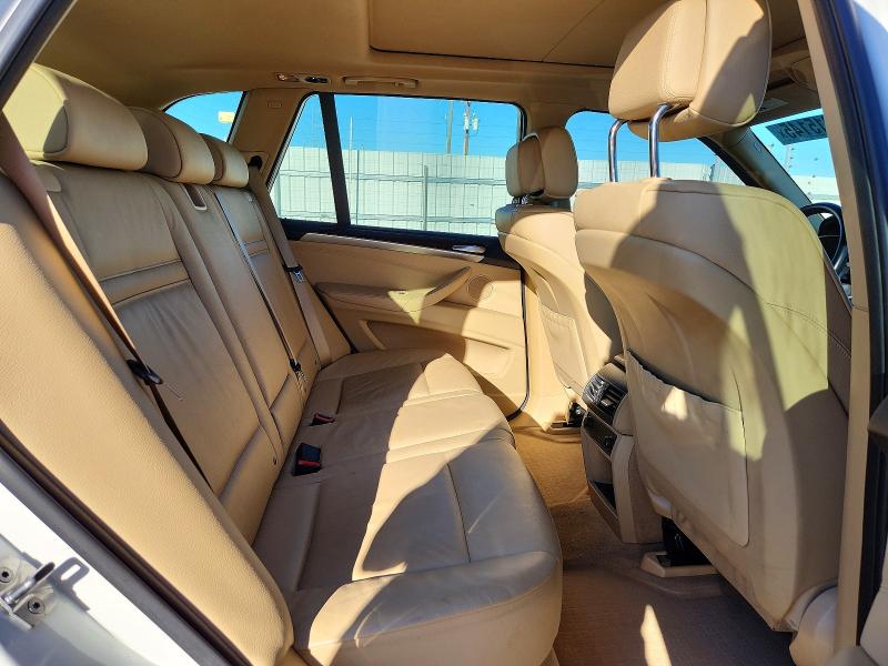 Photo 11 from auction – 2012 BMW X5 XDRIVE3 with VIN 5UXZV4C52CL992098