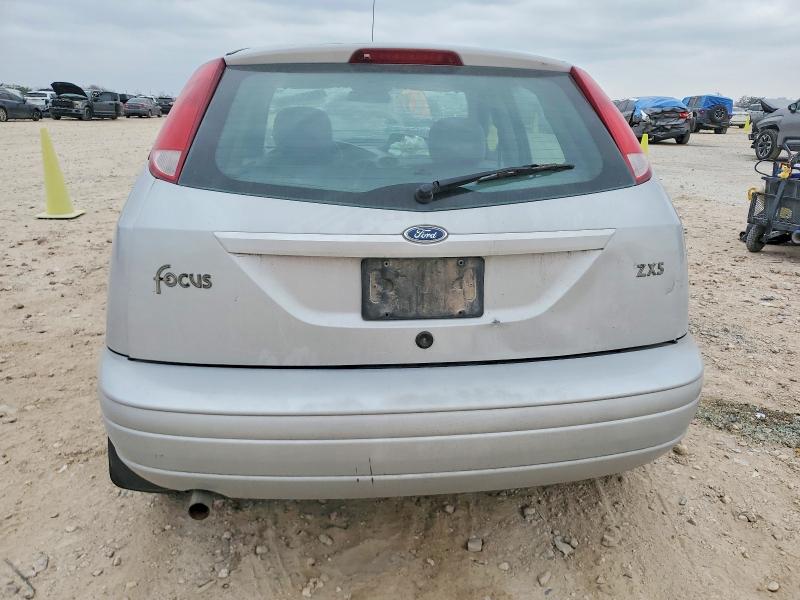 Photo 6 from auction – 2004 FORD FOCUS with VIN 3FAFP37Z54R122117