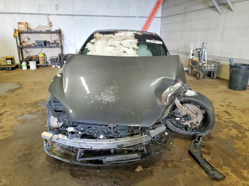 Photo 5 from auction – 2022 TESLA MODEL X with VIN 7SAXCBE5XNF357297