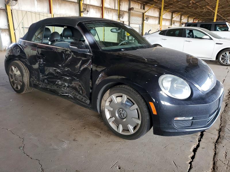 Photo 4 from auction – 2013 VOLKSWAGEN BEETLE with VIN 3VW5P7AT1DM802463
