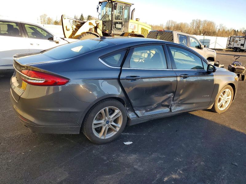 Photo 3 from auction – 2018 FORD FUSION with VIN 3FA6P0LU9JR219292
