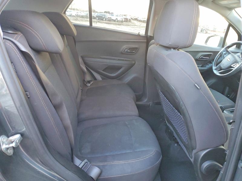 Photo 10 from auction – 2019 CHEVROLET TRAX LS with VIN 3GNCJKSB9KL343889