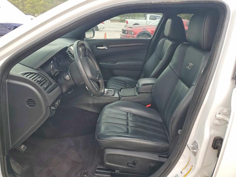 Photo 7 from auction – 2016 CHRYSLER 300 with VIN 2C3CCABTXGH234111