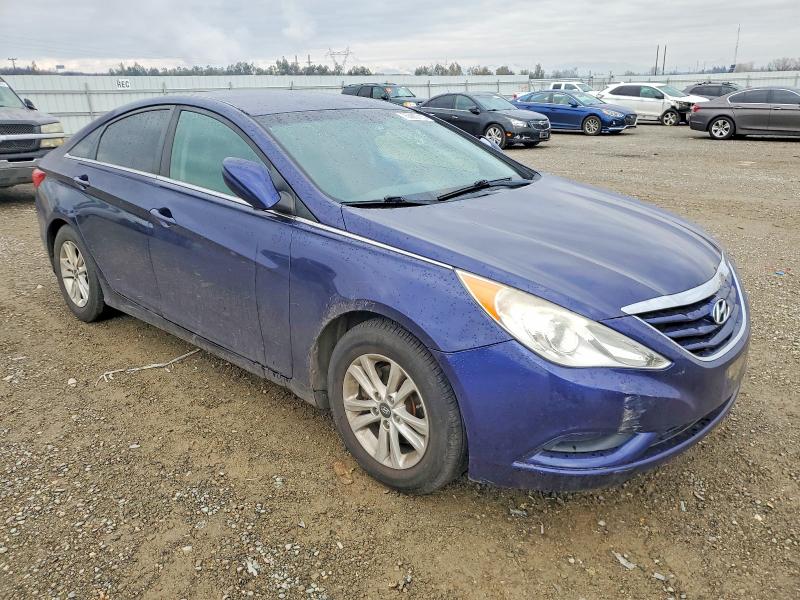 Photo 4 from auction – 2013 HYUNDAI SONATA GLS with VIN 5NPEB4AC9DH656240