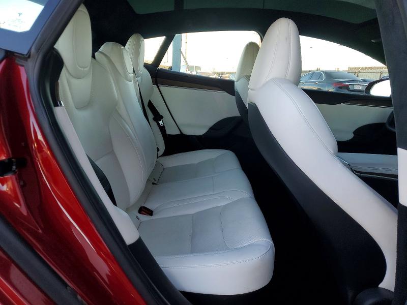 Photo 10 from auction – 2022 TESLA MODEL S with VIN 5YJSA1E52NF471849