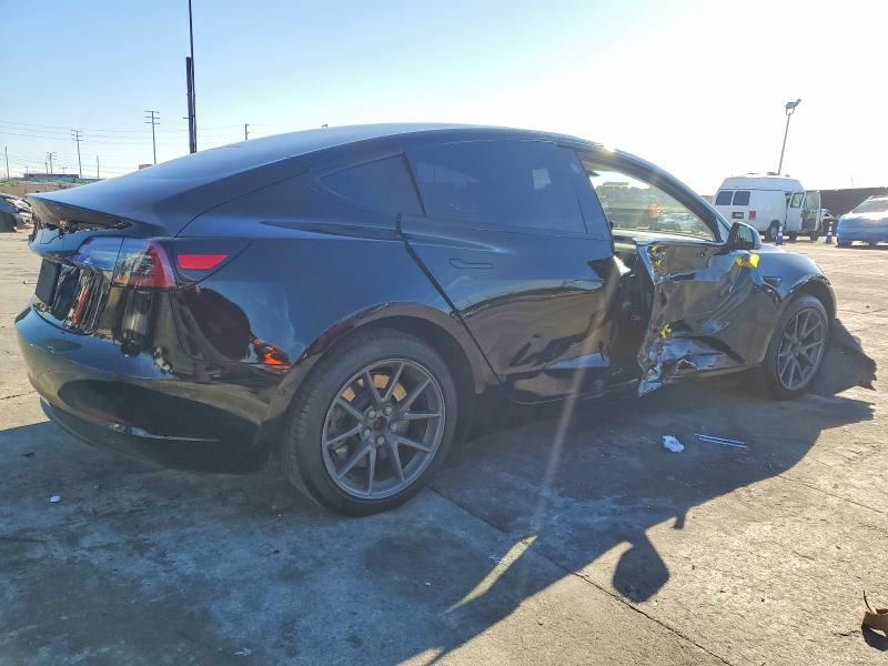Photo 3 from auction – 2019 TESLA MODEL 3 with VIN 5YJ3E1EA4KF426767