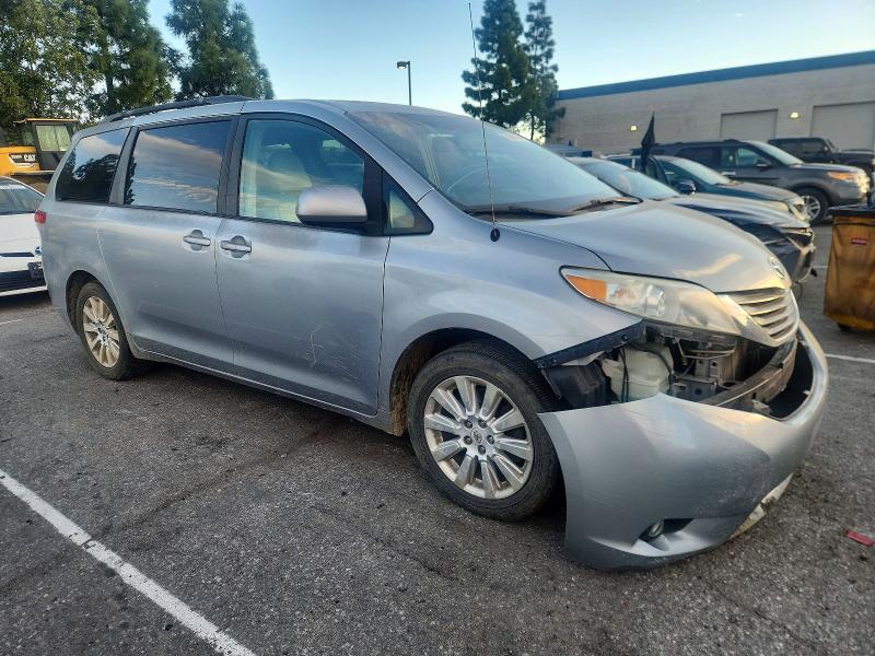 Photo 4 from auction – 2011 TOYOTA SIENNA XLE with VIN 5TDDK3DC2BS009641