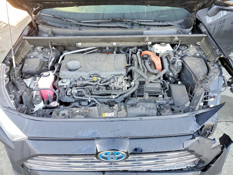 Photo 11 from auction – 2019 TOYOTA RAV4 with VIN JTMDWRFVXKD018931