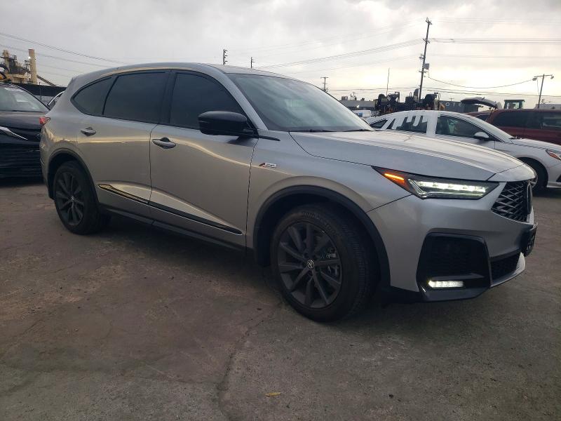 Photo 4 from auction – 2025 ACURA MDX A-SPEC with VIN 5J8YE1H01SL014989