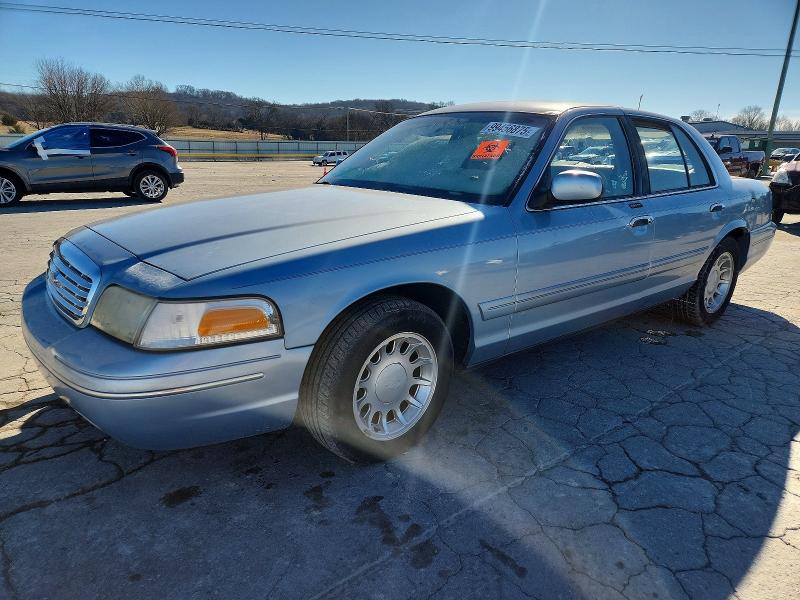 Photo 1 from auction – 2000 FORD CROWN VICTORIA with VIN 2FAFP74W8YX138403