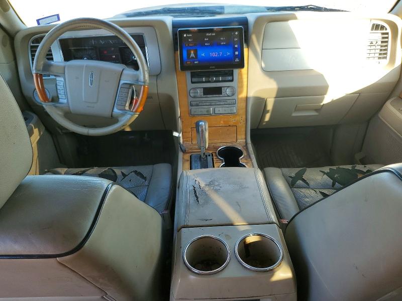 Photo 8 from auction – 2007 LINCOLN NAVIGATOR with VIN 5LMFL27577LJ13802