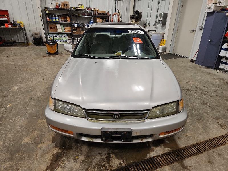 Photo 5 from auction – 1997 HONDA ACCORD SE with VIN 1HGCD5604VA160486