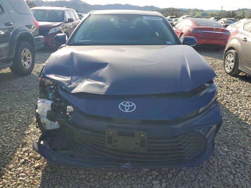 Photo 5 from auction – 2026 TOYOTA CAMRY with VIN 4T1DAACK3TU240119