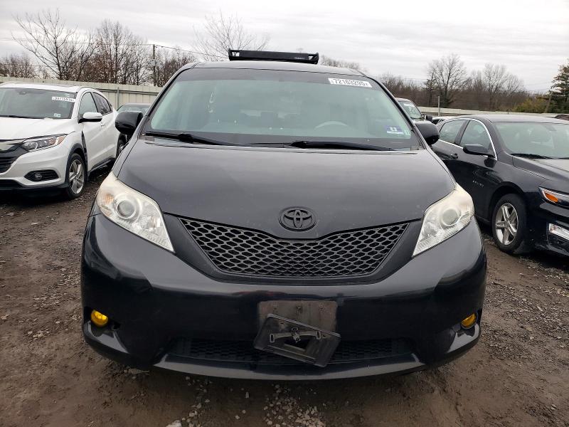 Photo 5 from auction – 2013 TOYOTA SIENNA LE with VIN 5TDKK3DC1DS398623