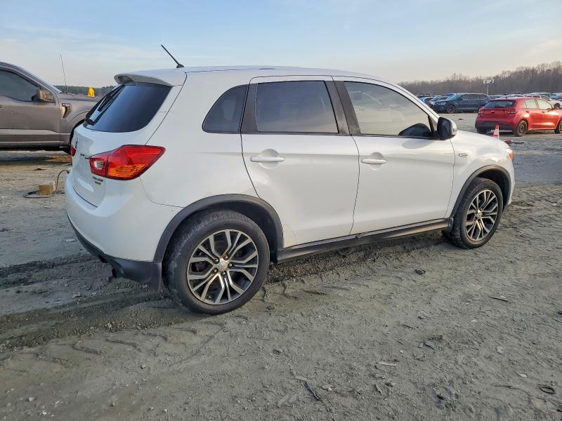 Photo 3 from auction – 2016 MITSUBISHI OUTLANDER with VIN JA4AR3AU7GZ042064
