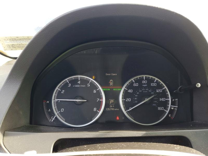 Photo 9 from auction – 2018 ACURA RDX with VIN 5J8TB4H31JL002225