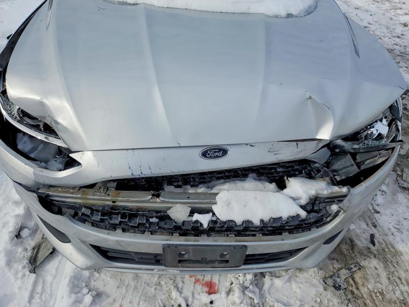 Photo 11 from auction – 2016 FORD FUSION with VIN 3FA6P0LU4GR183696