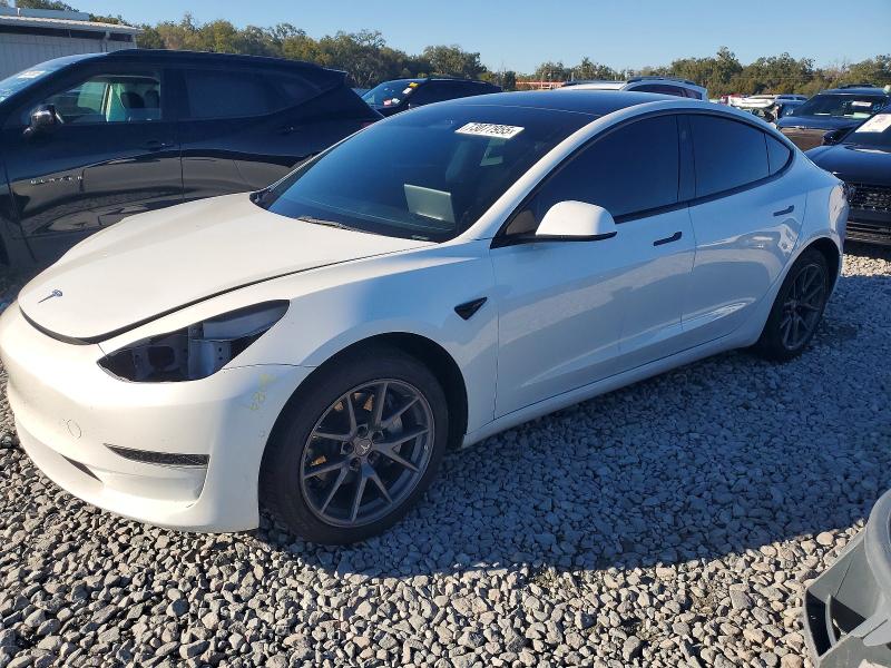 TESLA MODEL 3 2021 with VIN 5YJ3E1EA6MF085651 - Photo from auction