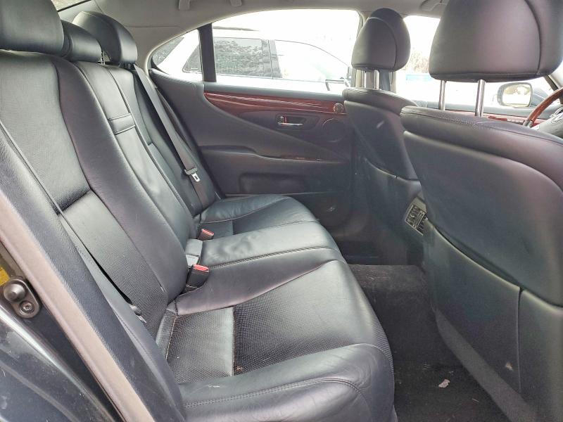Photo 10 from auction – 2008 LEXUS LS with VIN JTHBL46F585078080