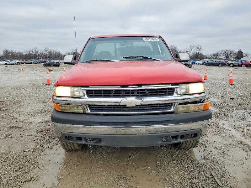 Photo 5 from auction – 2000 CHEVROLET SILVERADO with VIN 1GCEK14T9YE111185