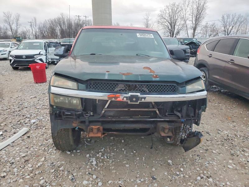 Photo 5 from auction – 2004 CHEVROLET AVALANCHE with VIN 3GNEK12T94G101480