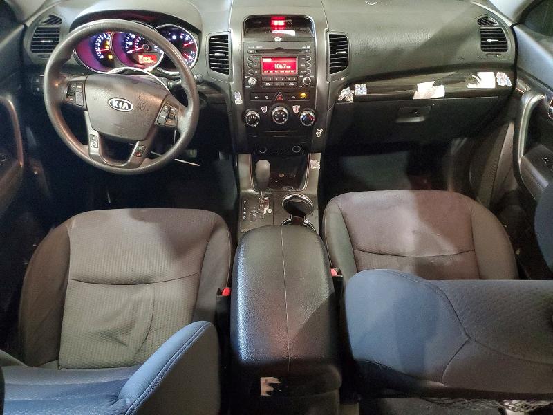 Photo 8 from auction – 2013 KIA SORENTO LX with VIN 5XYKTDA25DG344947